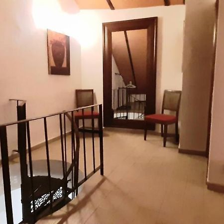 コルドバApartamento Con Buhardilla Casco Historicoアパートメント エクステリア 写真
