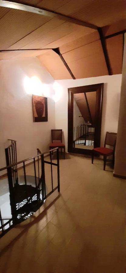 コルドバApartamento Con Buhardilla Casco Historicoアパートメント エクステリア 写真