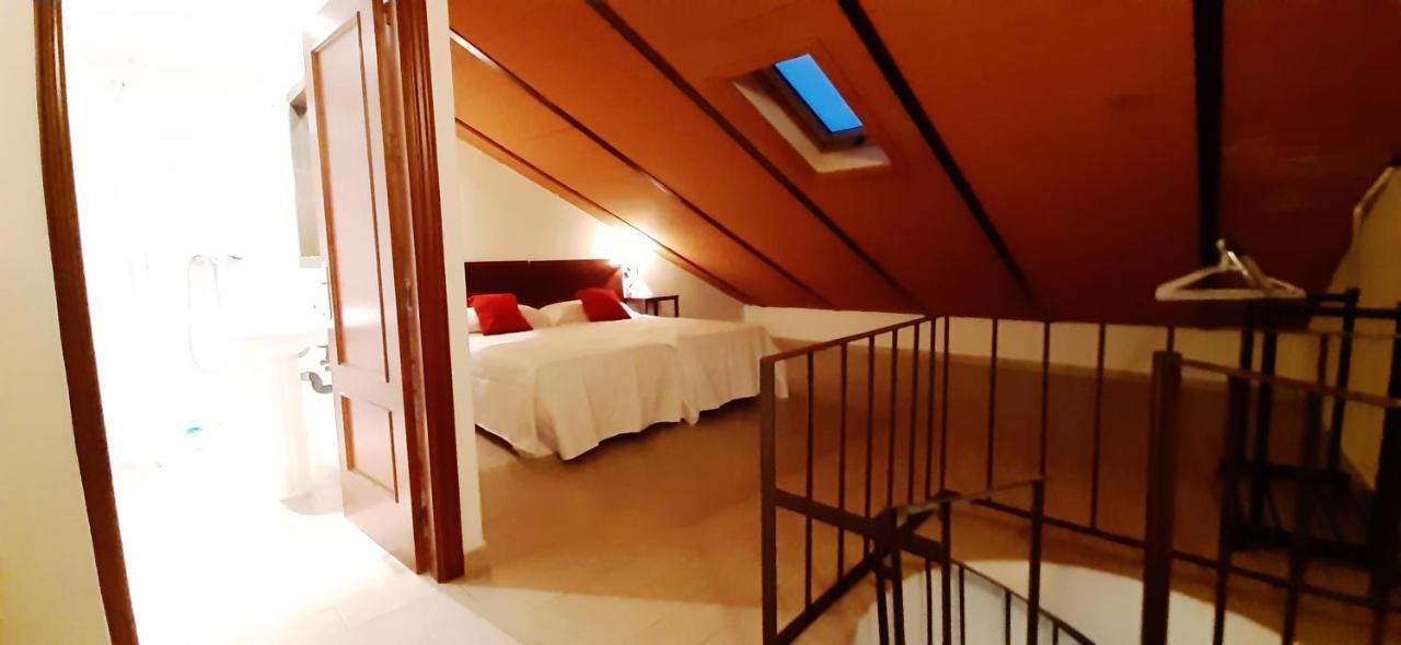コルドバApartamento Con Buhardilla Casco Historicoアパートメント エクステリア 写真